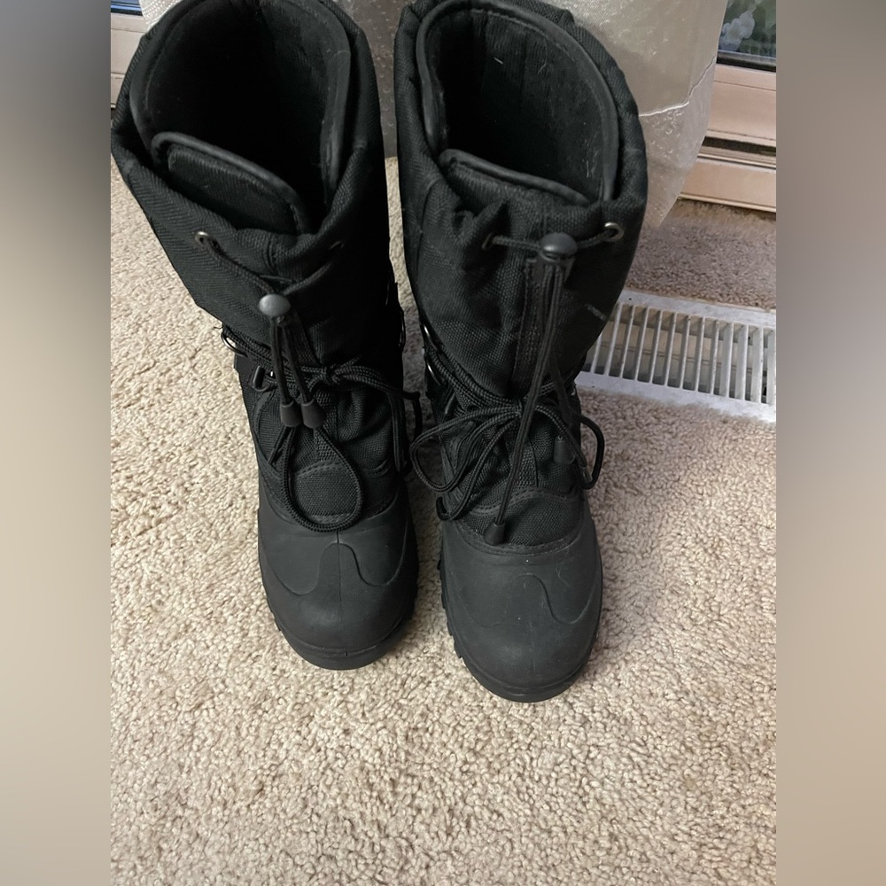 Itasca women’s waterproof Black Winter Boots
